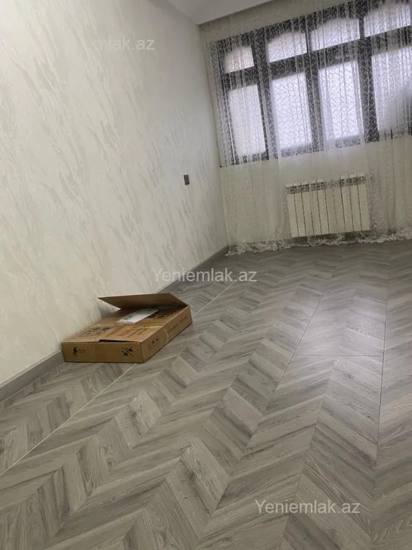 Satılır 3 otaqlı köhnə tikili 70 m²