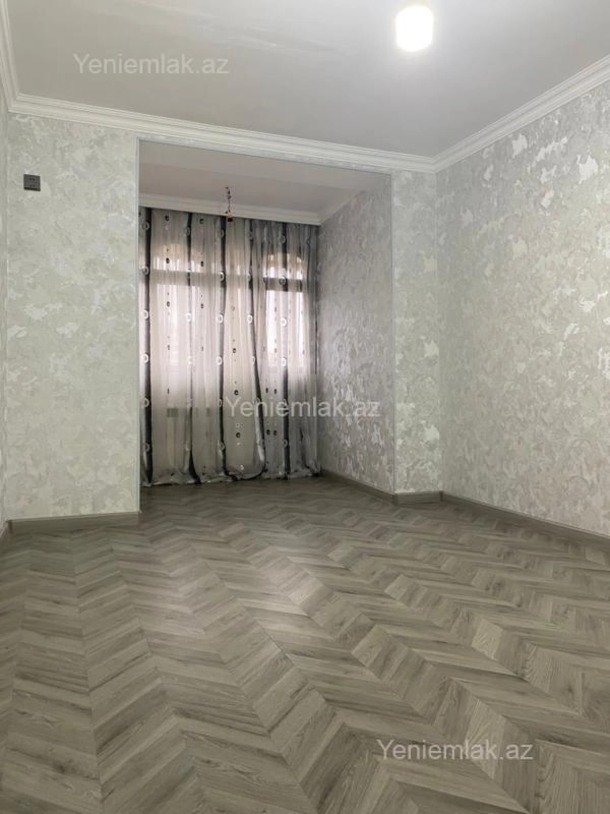 Satılır 3 otaqlı köhnə tikili 70 m²