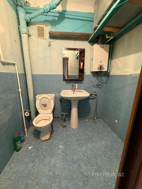 Satılır 1 otaqlı köhnə tikili 35 m²