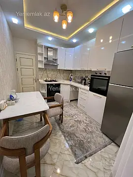 Satılır 3 otaqlı yeni tikili 87 m²