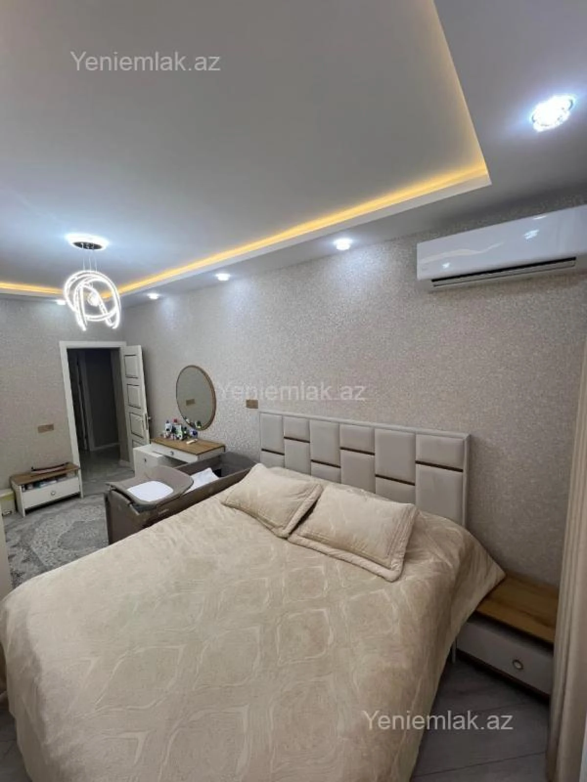 Satılır 3 otaqlı yeni tikili 87 m²