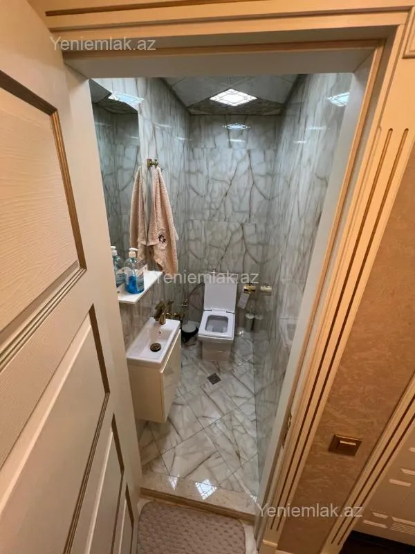 Satılır 3 otaqlı yeni tikili 87 m²