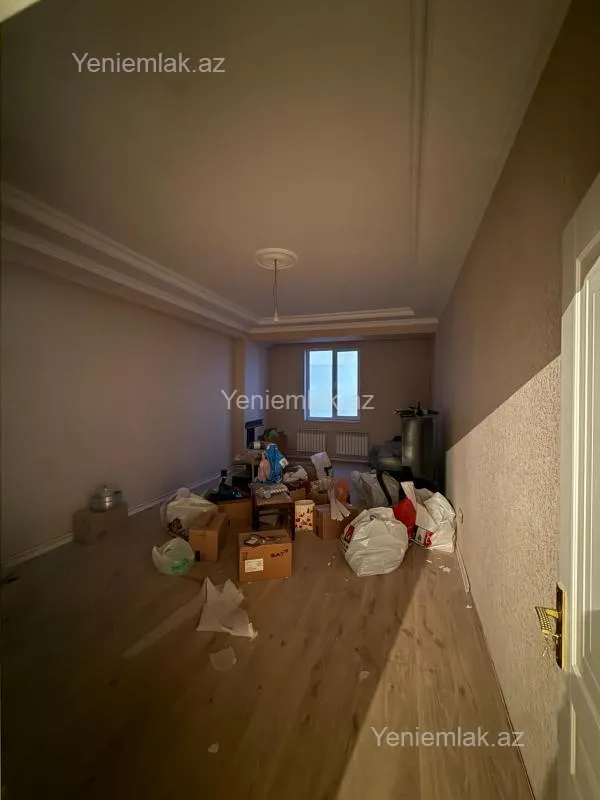 Satılır 2 otaqlı yeni tikili 72 m²