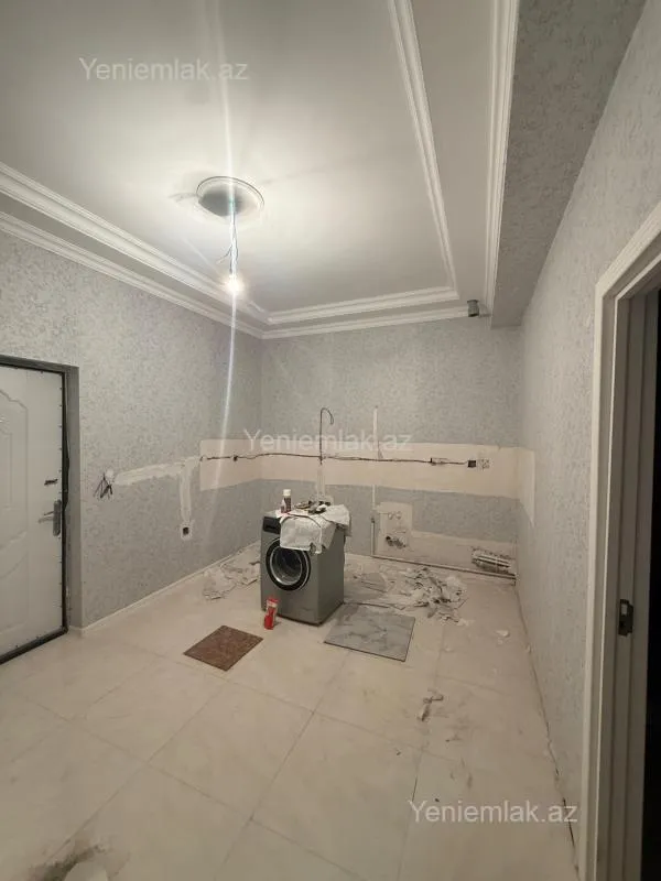 Satılır 2 otaqlı yeni tikili 72 m²