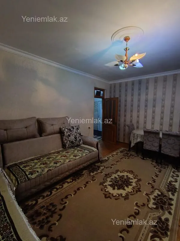 Satılır 5 otaqlı həyət evi 144 m²
