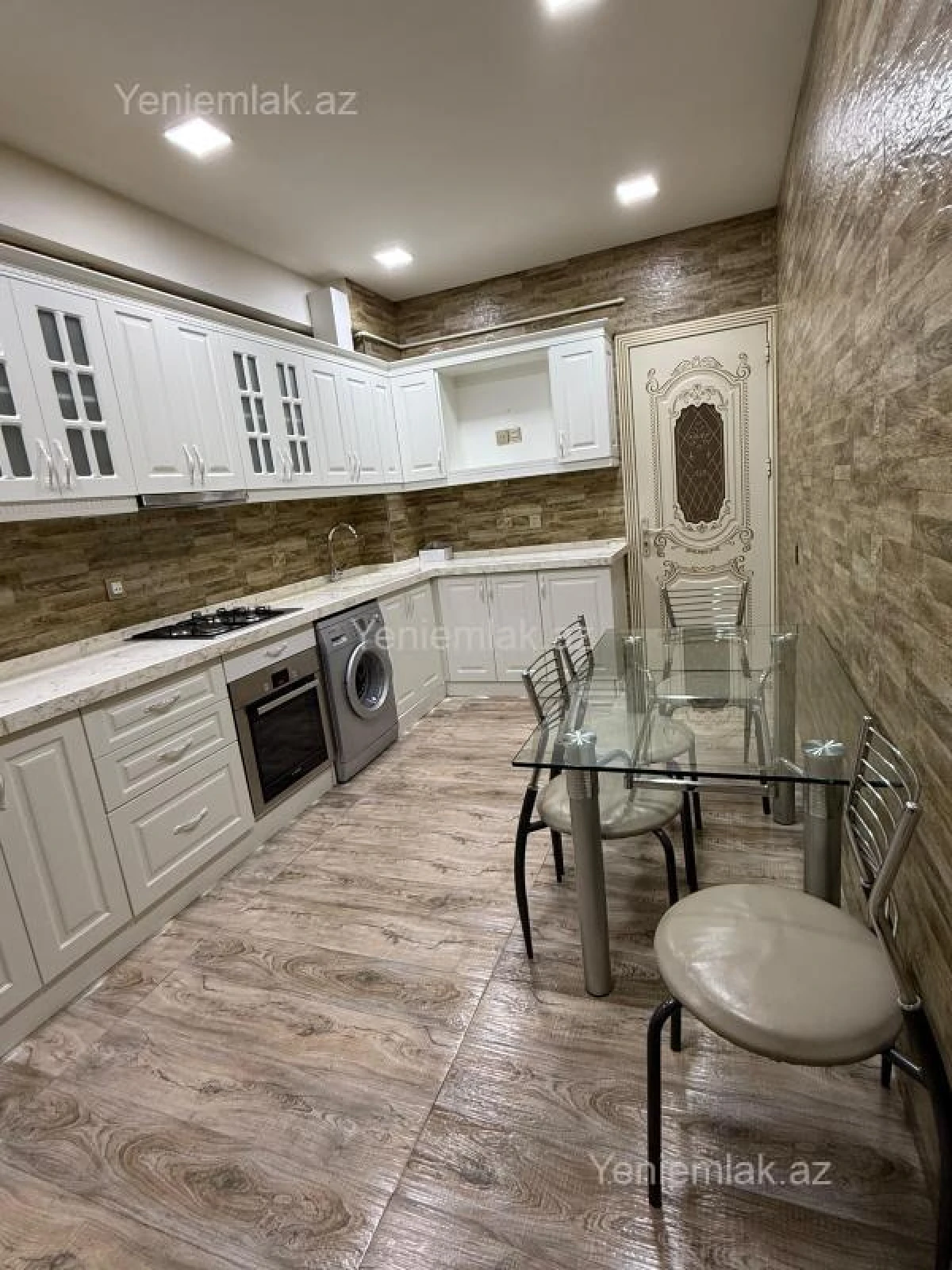 Satılır 3 otaqlı yeni tikili 86 m²