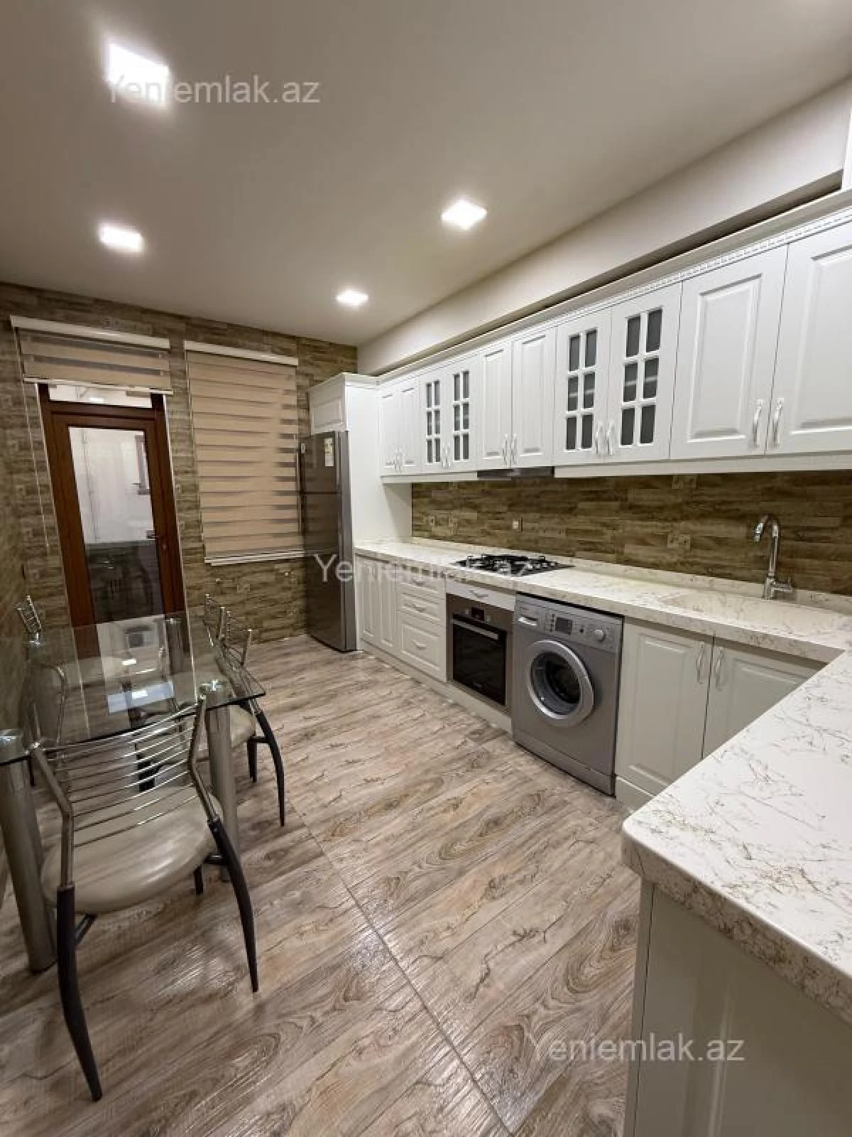 Satılır 3 otaqlı yeni tikili 86 m²