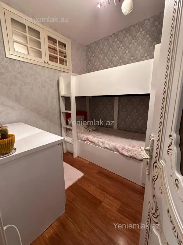 Satılır 3 otaqlı yeni tikili 86 m²