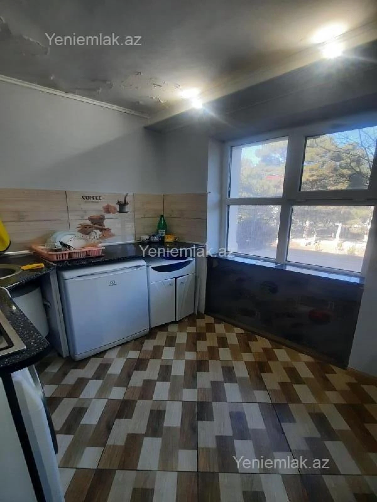 Satılır 1 otaqlı köhnə tikili 32 m²