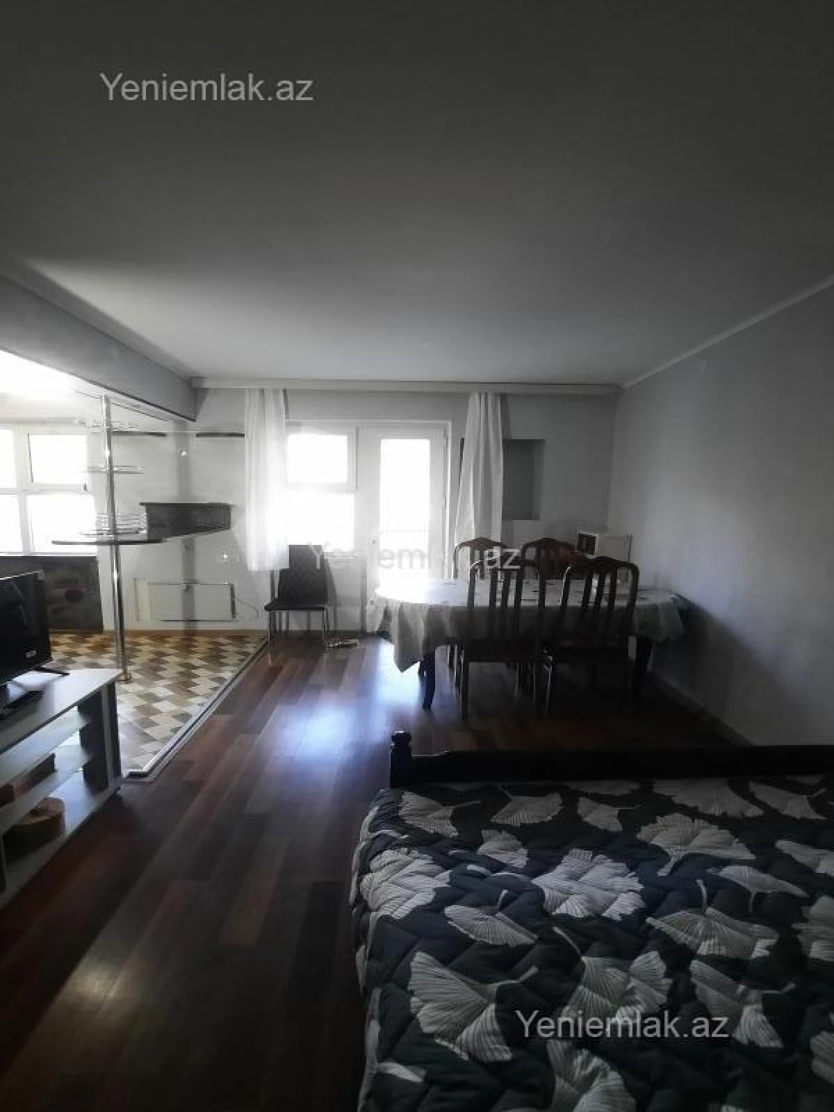 Satılır 1 otaqlı köhnə tikili 32 m²