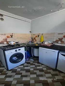 Satılır 1 otaqlı köhnə tikili 32 m²