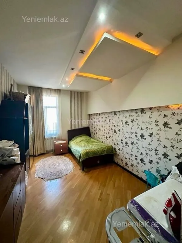 Satılır 4 otaqlı yeni tikili 156 m²