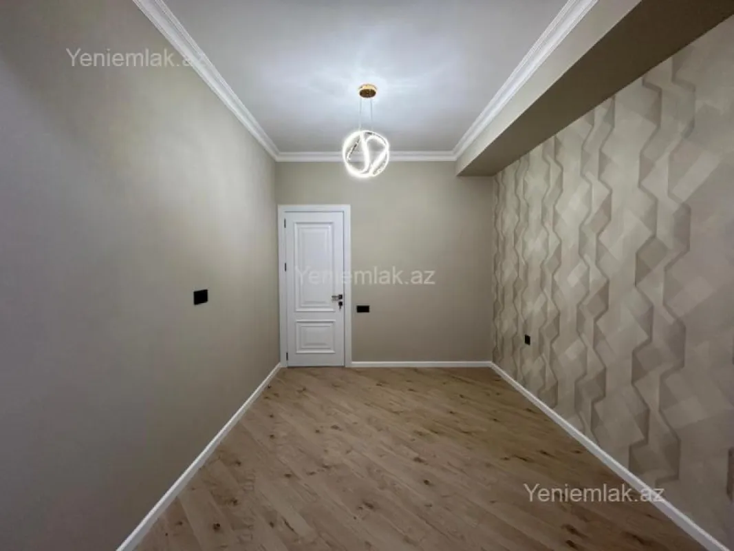 Satılır 3 otaqlı yeni tikili 80 m²