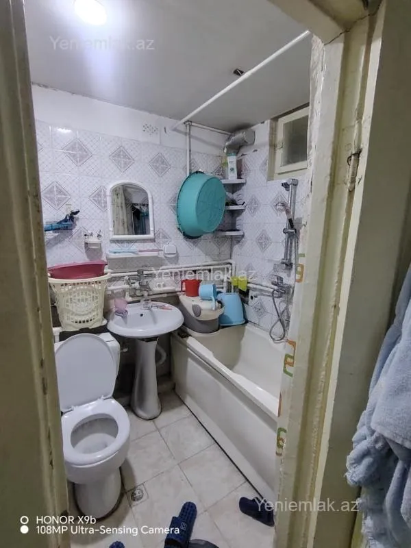 Satılır 1 otaqlı köhnə tikili 30 m²