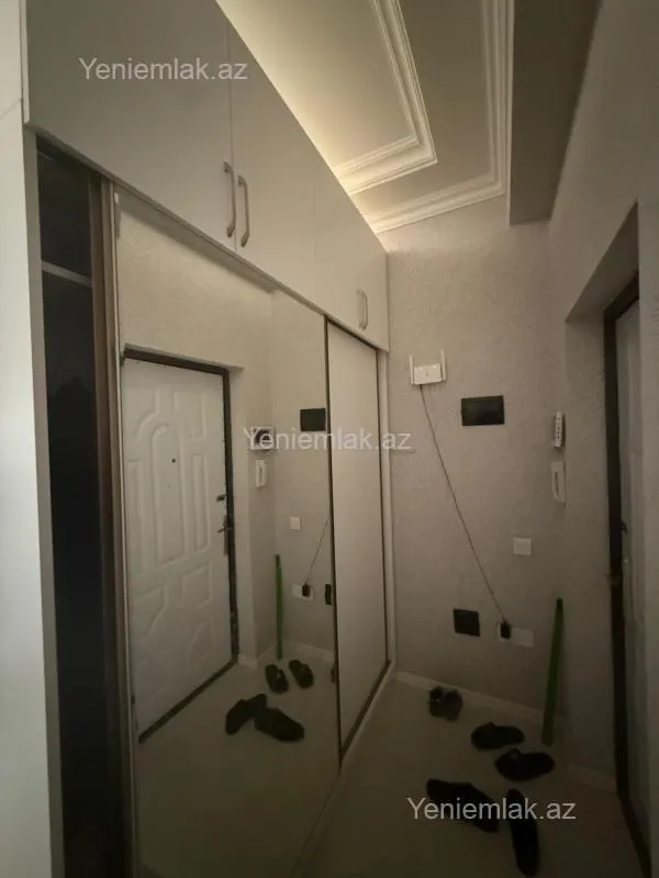 Satılır 2 otaqlı yeni tikili 75 m²