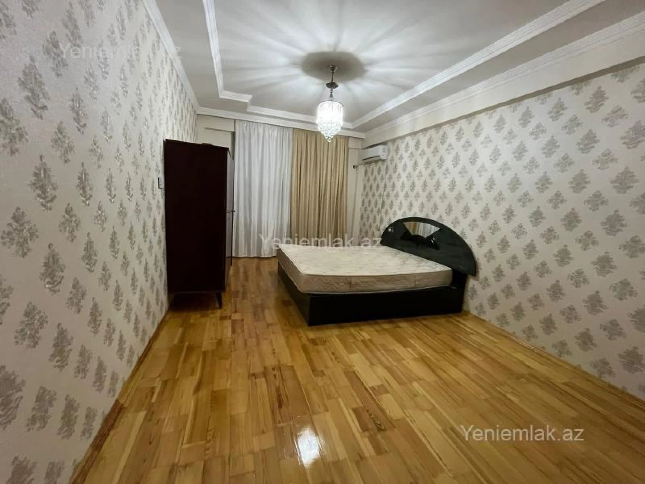 Satılır 3 otaqlı yeni tikili 120 m²