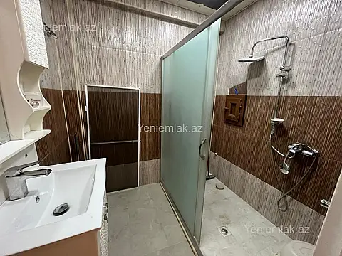 Satılır 3 otaqlı yeni tikili 120 m²