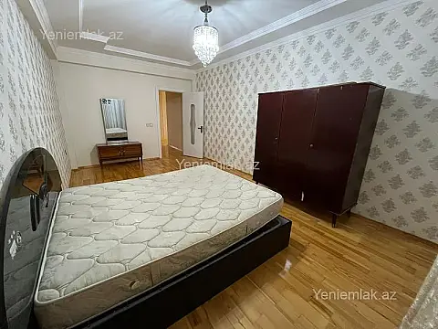 Satılır 3 otaqlı yeni tikili 120 m²