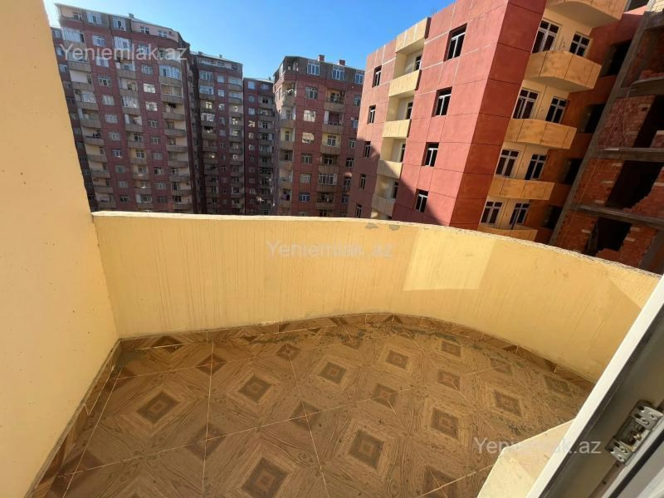 Satılır 3 otaqlı yeni tikili 120 m²