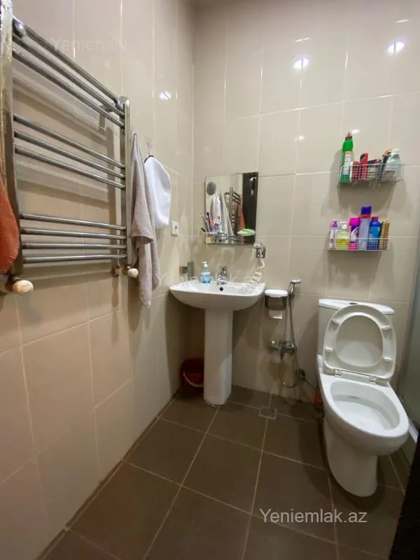 Satılır 2 otaqlı yeni tikili 52 m²