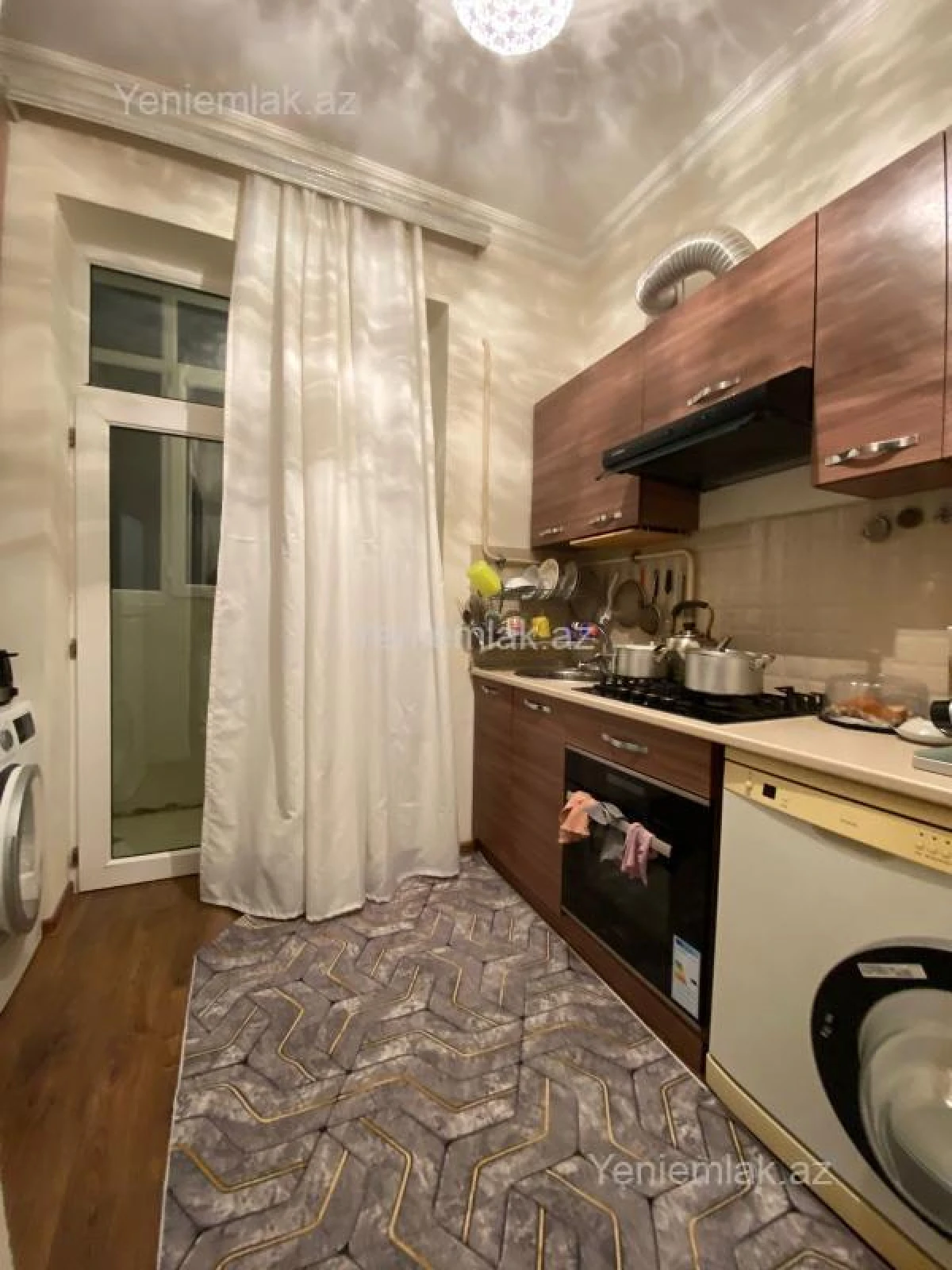 Satılır 2 otaqlı yeni tikili 52 m²