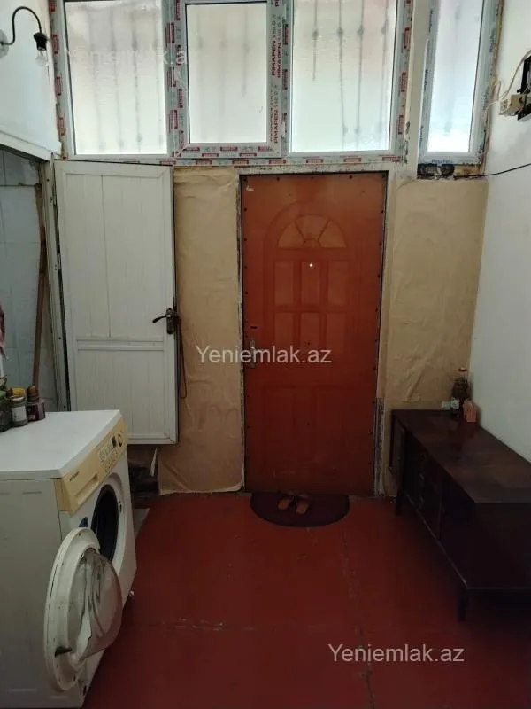 Satılır 1 otaqlı köhnə tikili 39 m²