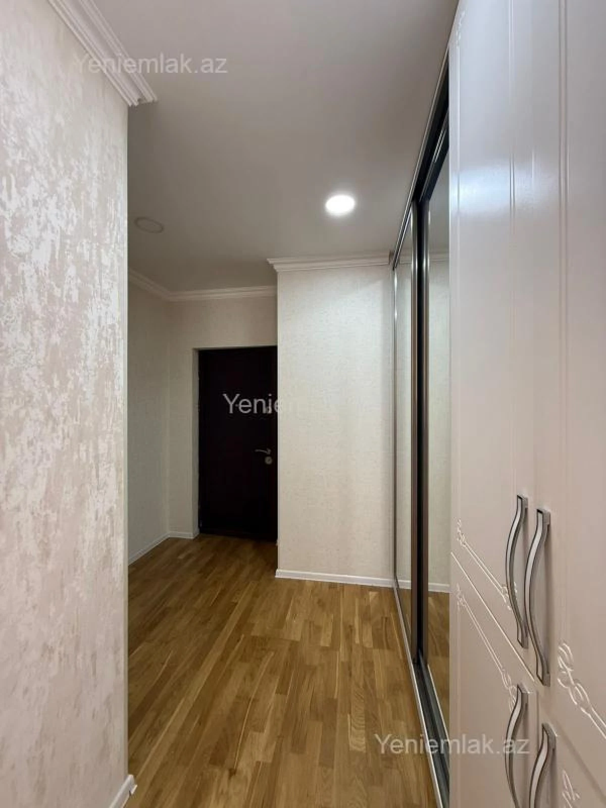 Satılır 3 otaqlı yeni tikili 66 m²