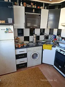 Satılır 2 otaqlı köhnə tikili 40 m²