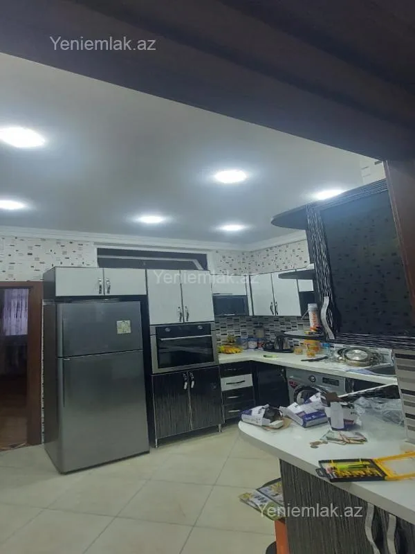 Satılır 3 otaqlı yeni tikili 95 m²