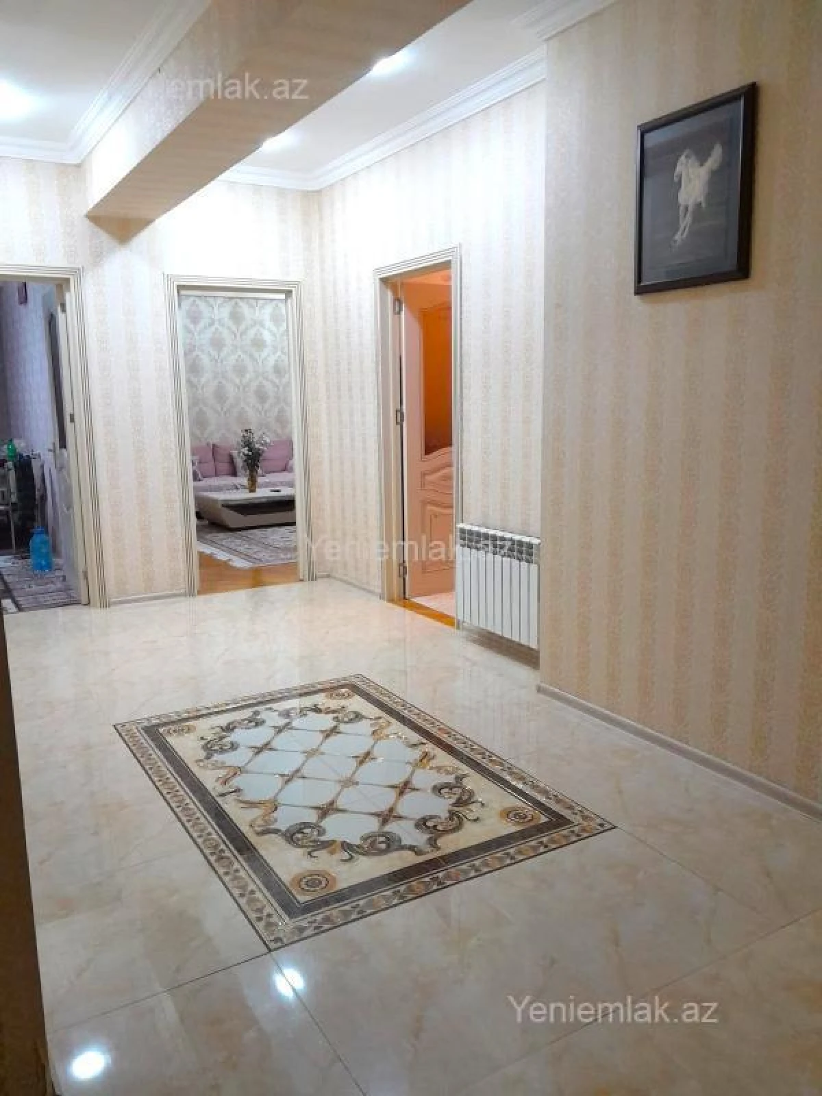 Satılır 3 otaqlı yeni tikili 135 m²
