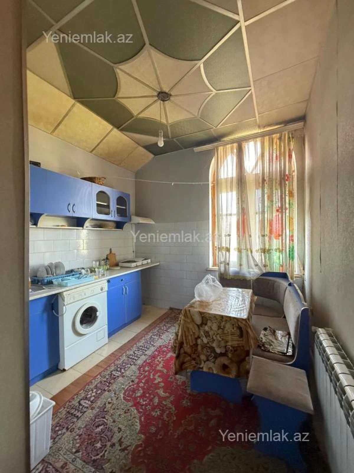 Satılır 2 otaqlı köhnə tikili 70 m²