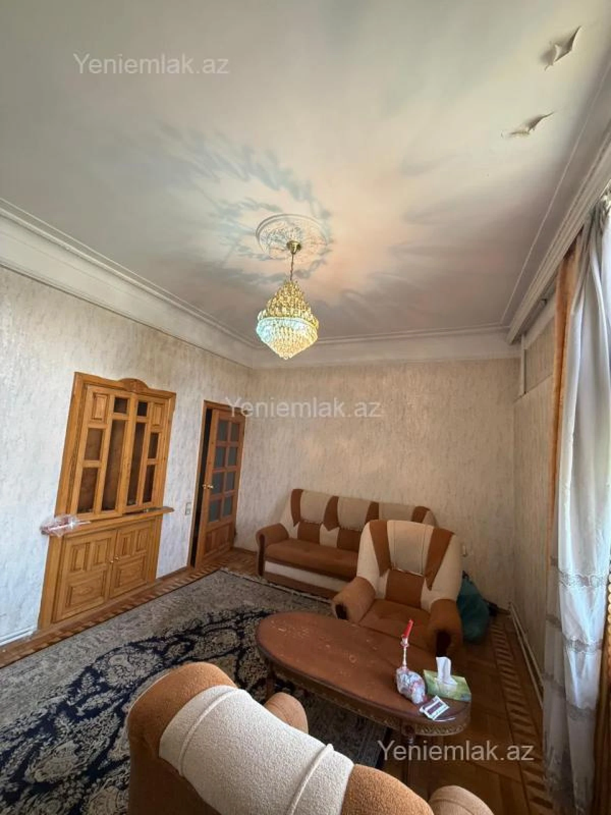 Satılır 2 otaqlı köhnə tikili 70 m²