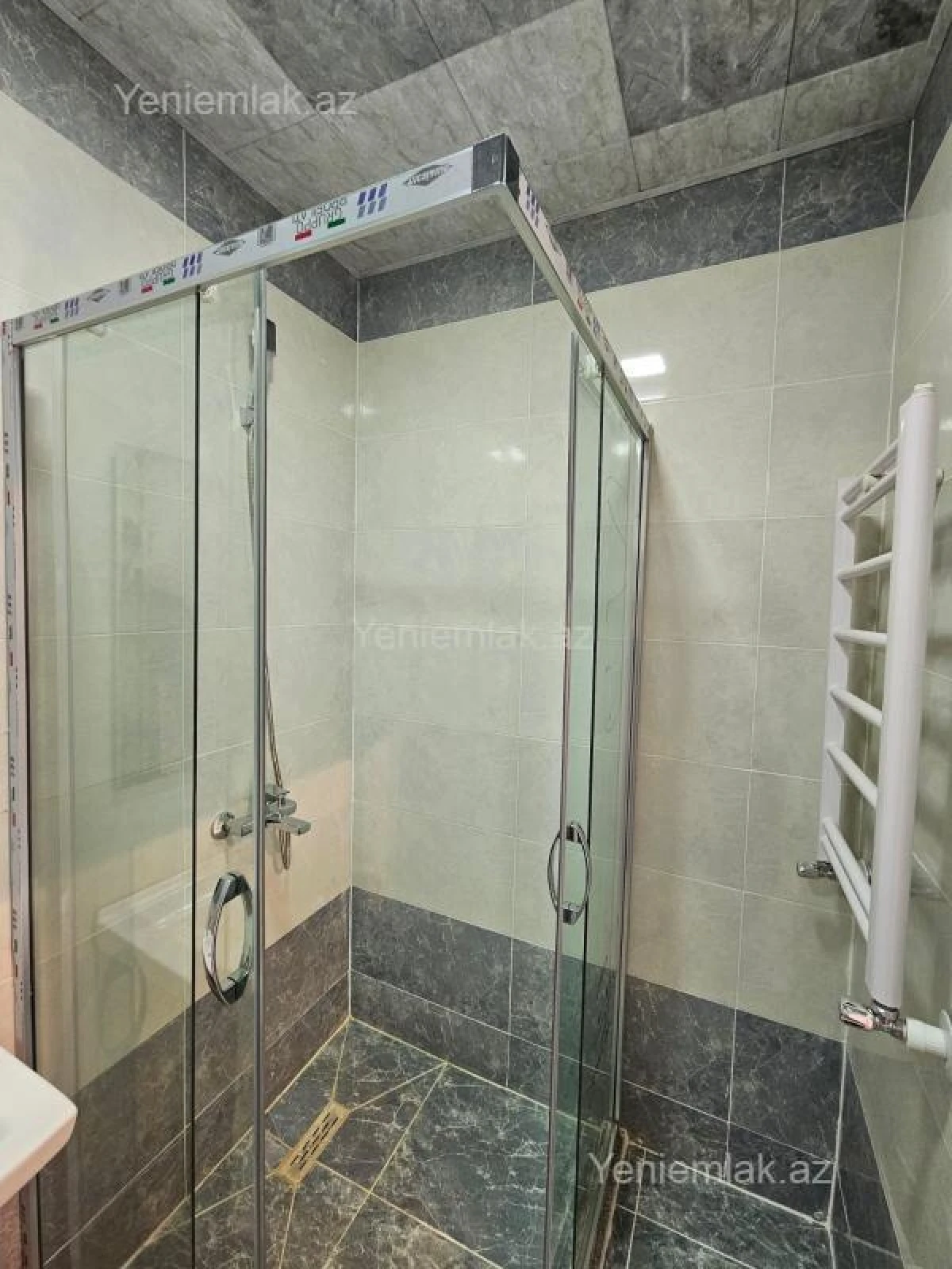 Satılır 2 otaqlı yeni tikili 84 m²