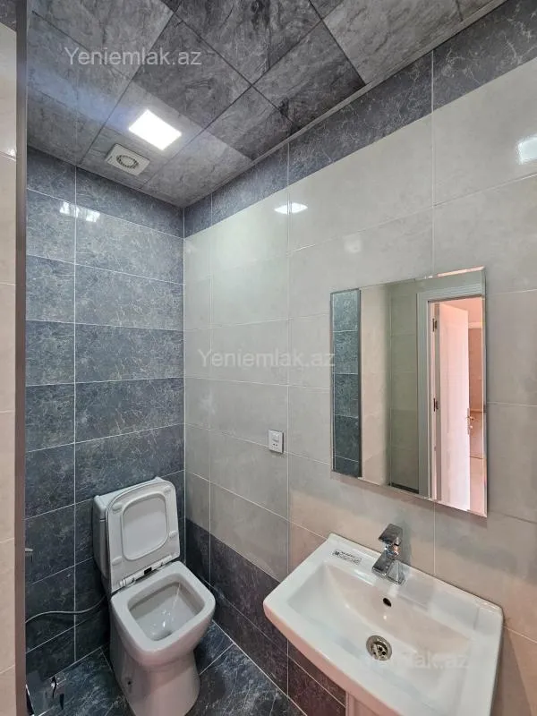 Satılır 2 otaqlı yeni tikili 84 m²