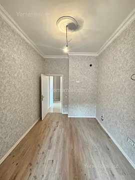 Satılır 2 otaqlı yeni tikili 84 m²