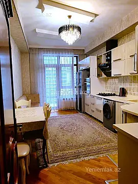 Satılır 3 otaqlı yeni tikili 125 m²