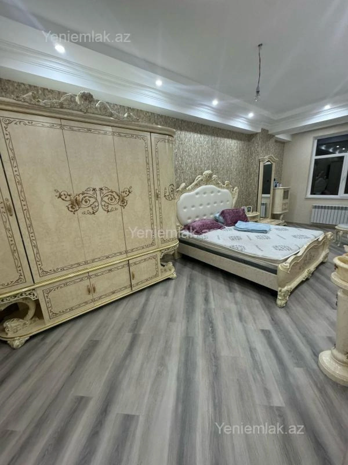 Satılır 3 otaqlı yeni tikili 120 m²