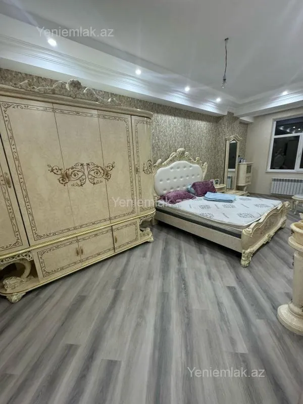 Satılır 3 otaqlı yeni tikili 120 m²