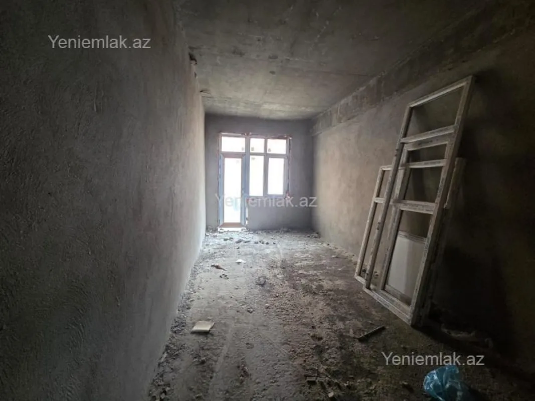 Satılır 4 otaqlı yeni tikili 170 m²