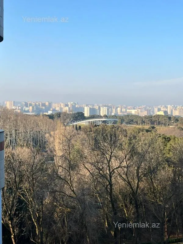 Satılır 4 otaqlı yeni tikili 170 m²