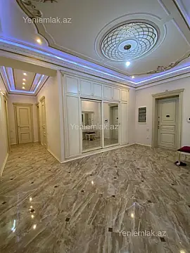 Satılır 4 otaqlı yeni tikili 240 m²