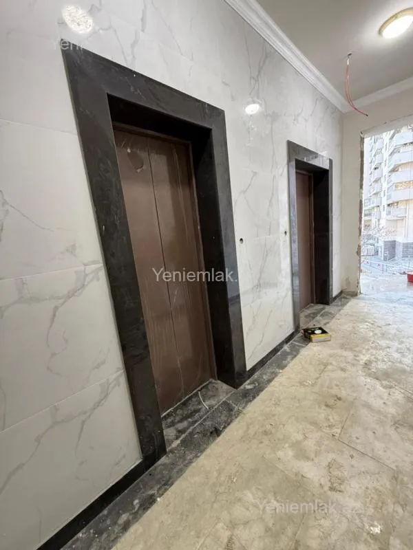 Satılır 2 otaqlı yeni tikili 60 m²