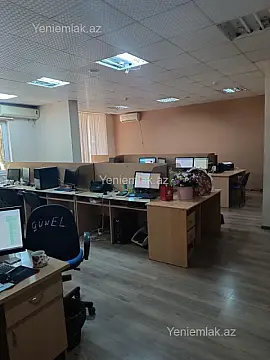 Satılır 5 otaqlı ofis 230 m²