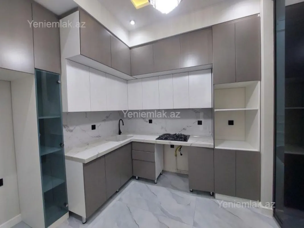 Satılır 3 otaqlı yeni tikili 95 m²