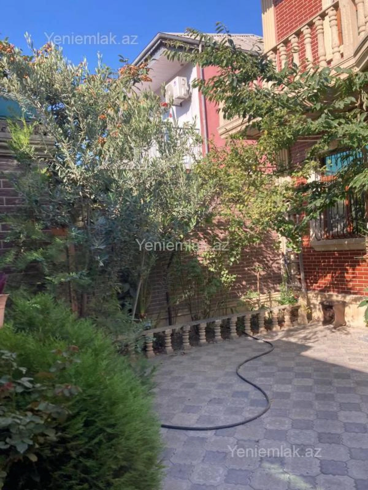 Satılır 5 otaqlı həyət evi 120 m²