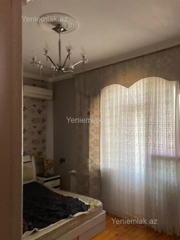 Satılır 5 otaqlı həyət evi 120 m²
