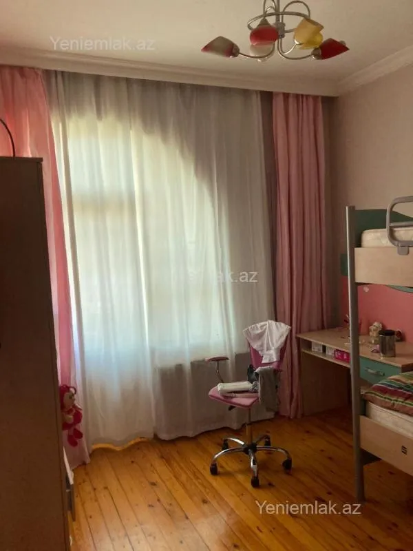 Satılır 5 otaqlı həyət evi 120 m²