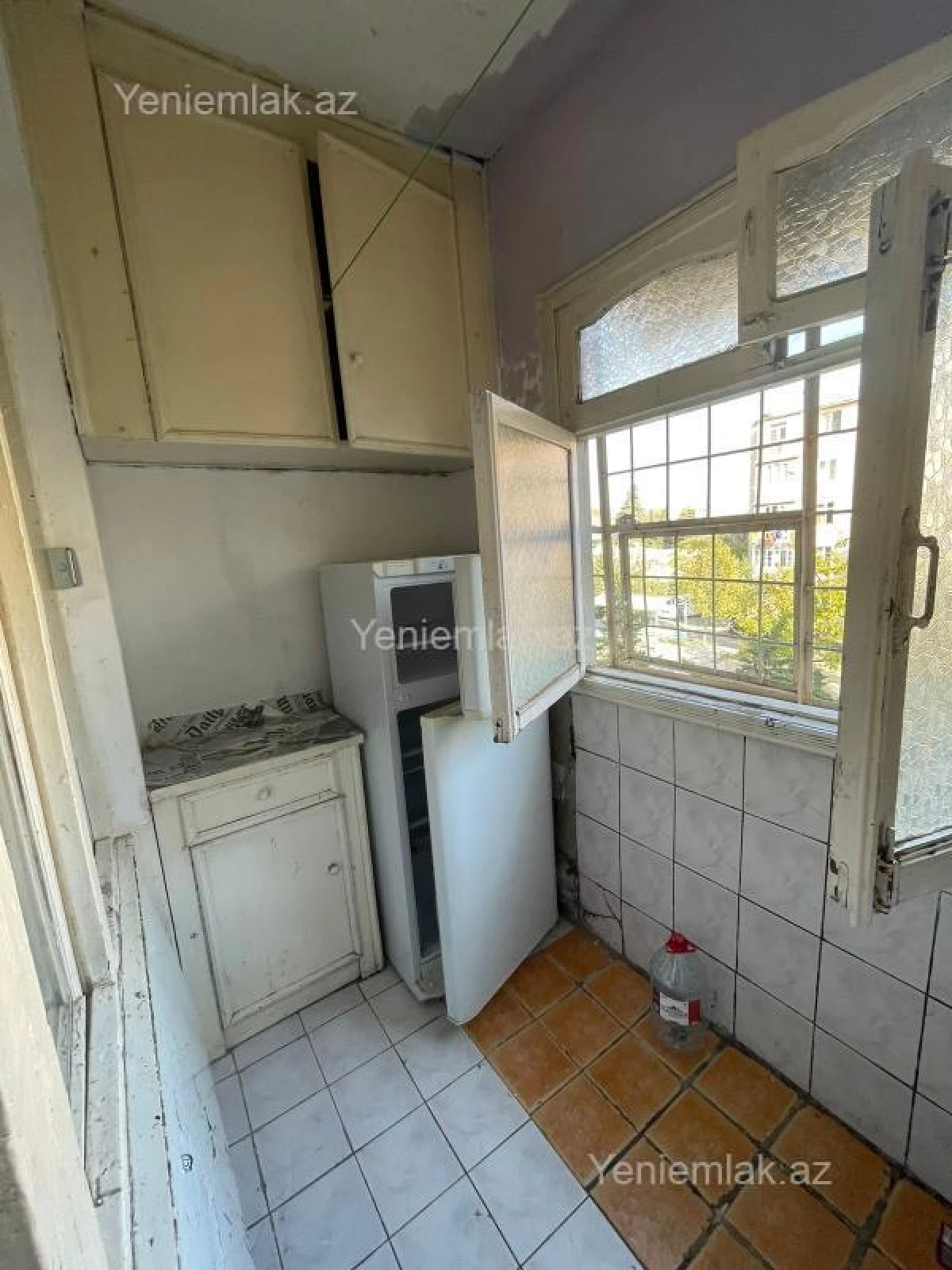 Satılır 2 otaqlı köhnə tikili 40 m²