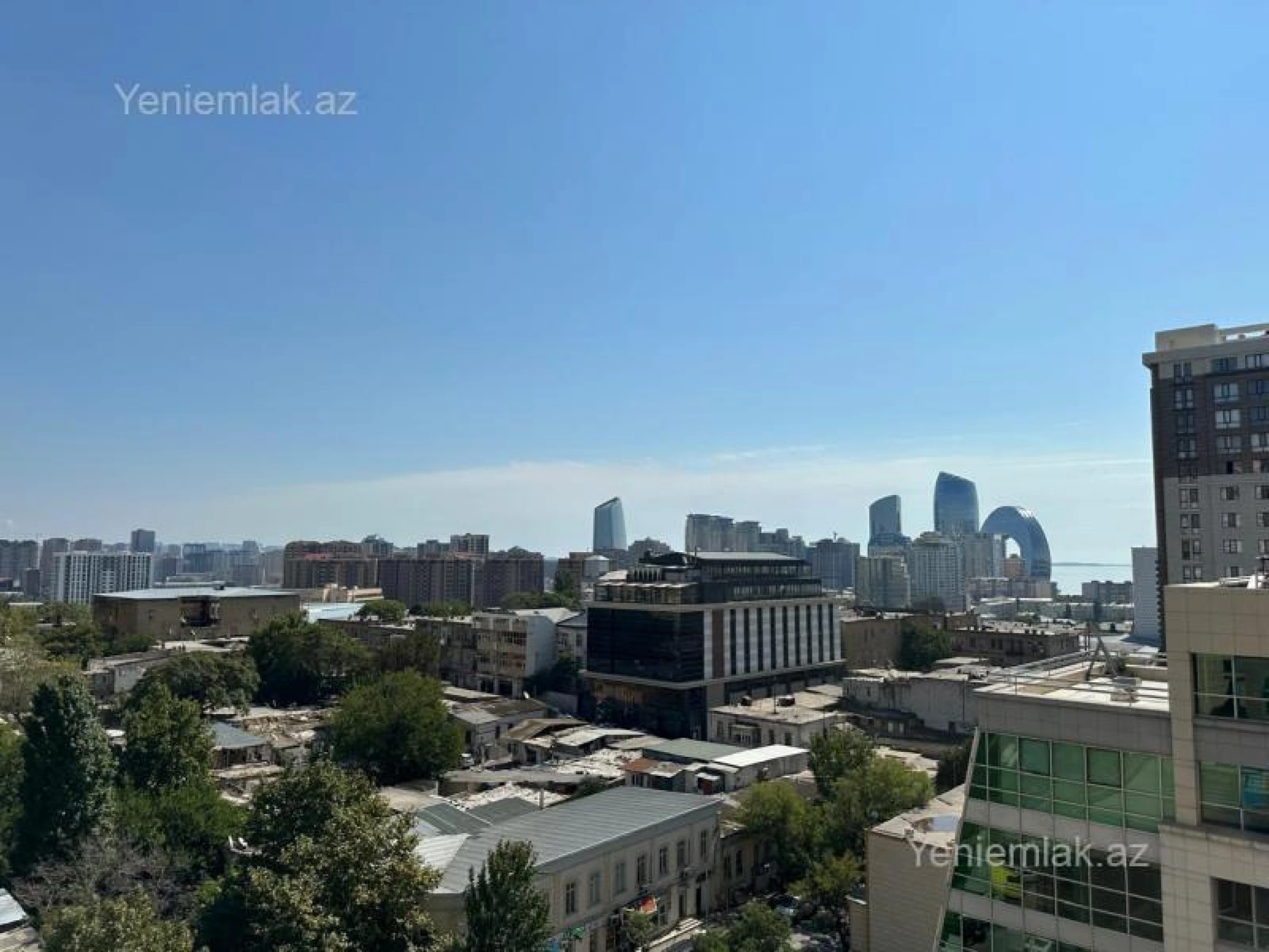 Satılır 4 otaqlı yeni tikili 195 m²