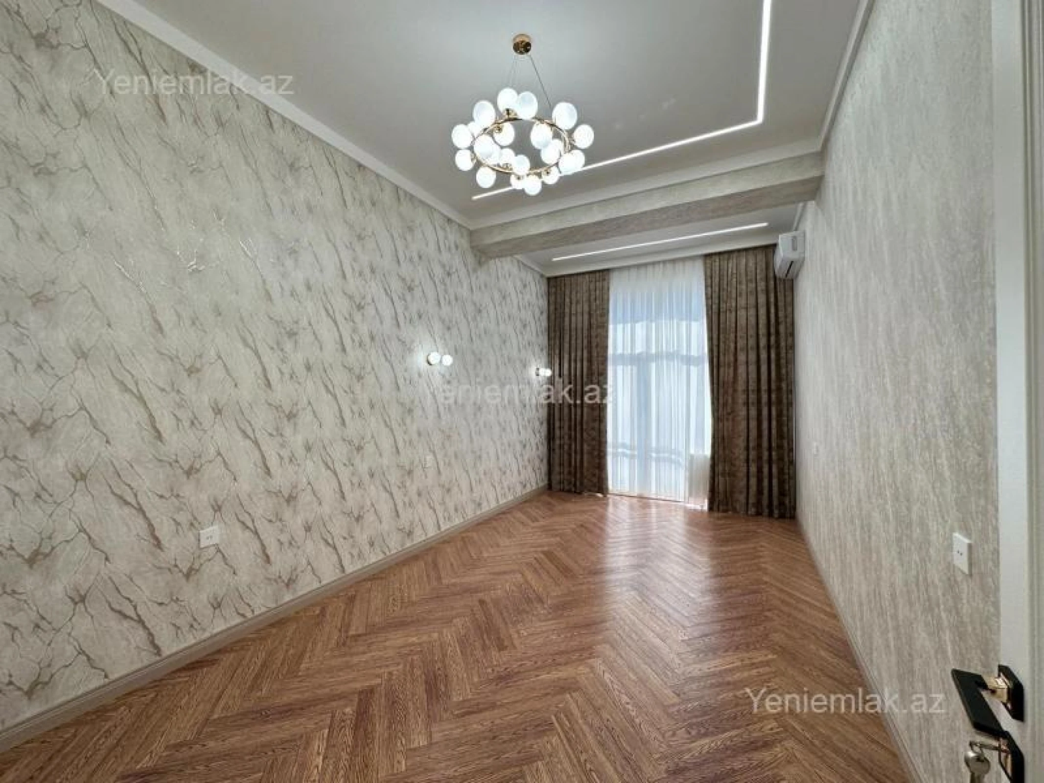 Satılır 4 otaqlı yeni tikili 195 m²